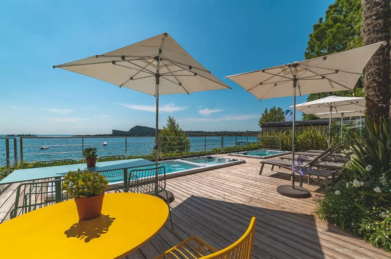Concept Village Piccola Gardiola San Felice del Benaco Campsite