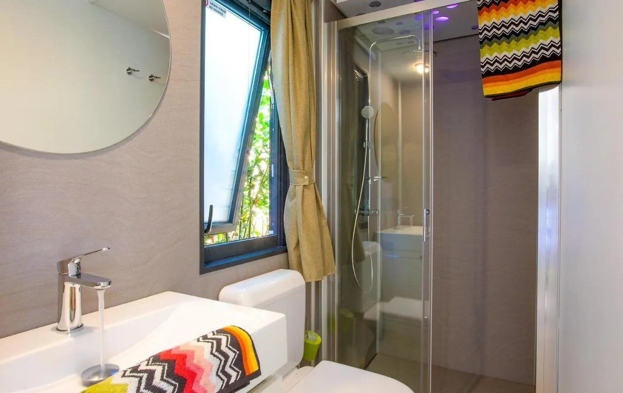 Campsite Concept Village Piccola Gardiola San Felice del Benaco