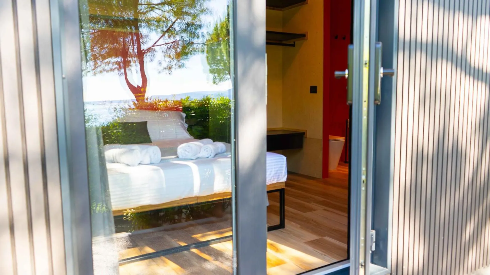 Concept Village Piccola Gardiola San Felice del Benaco Italien