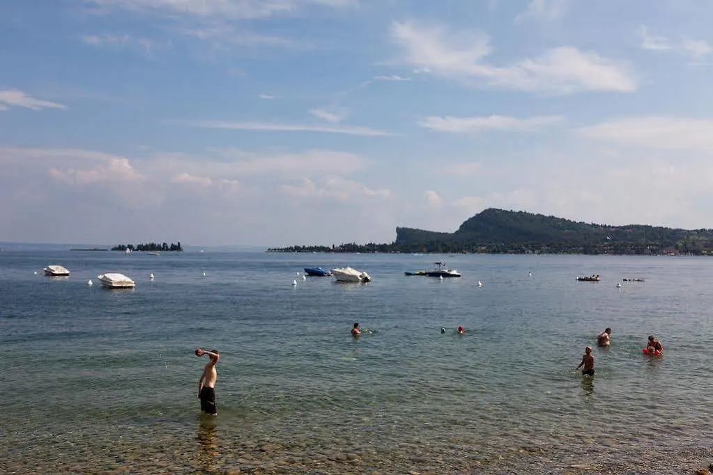 Concept Village Piccola Gardiola San Felice del Benaco 3*,  Italy