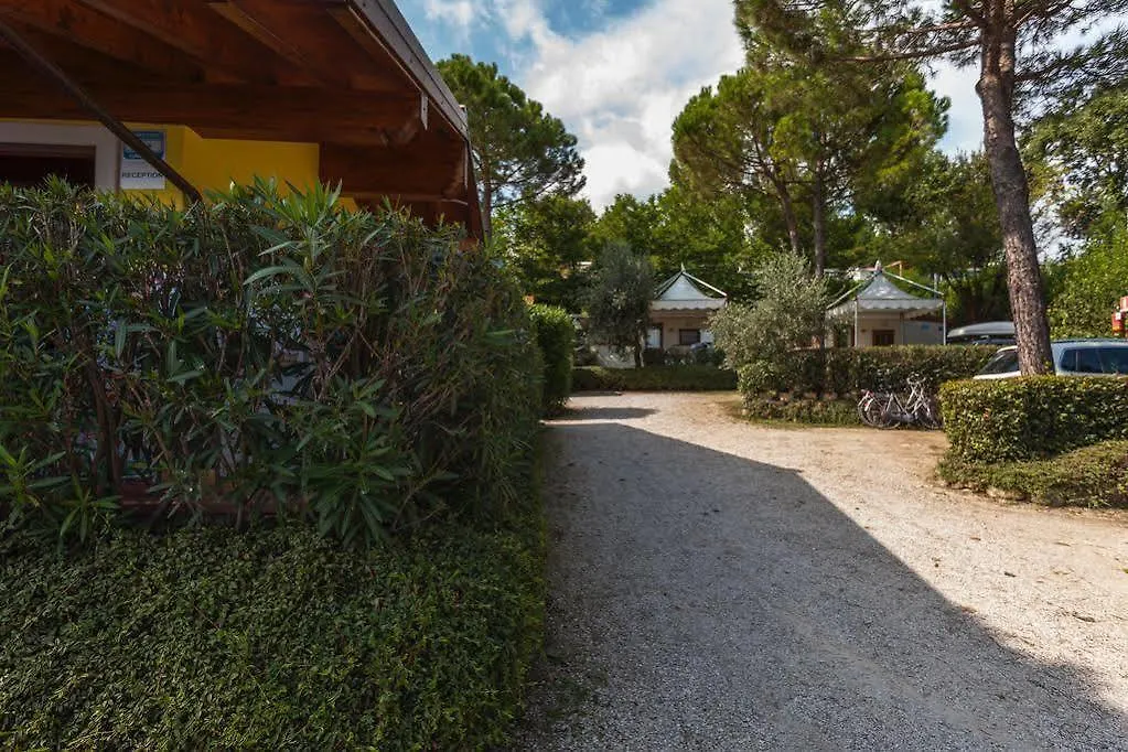 *** Campsite Concept Village Piccola Gardiola San Felice del Benaco Italy