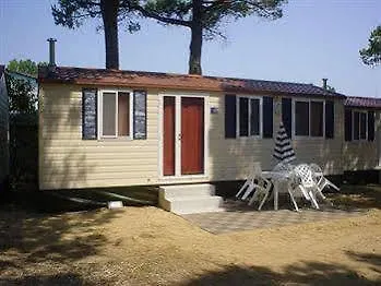 *** Campsite Concept Village Piccola Gardiola San Felice del Benaco Italy
