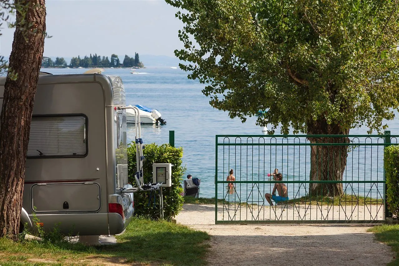 *** Campsite Concept Village Piccola Gardiola San Felice del Benaco Italy