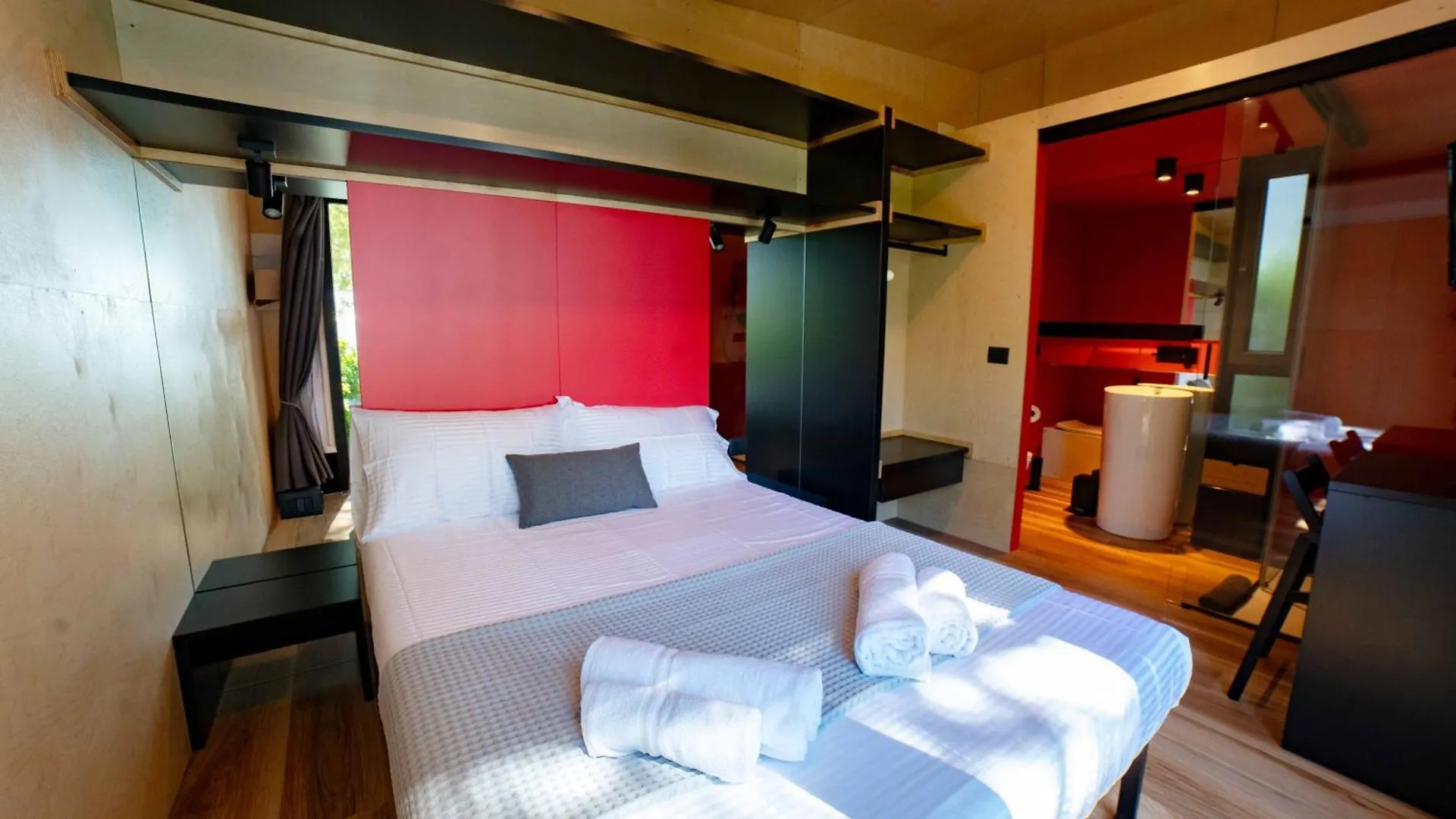Campsite Concept Village Piccola Gardiola San Felice del Benaco
